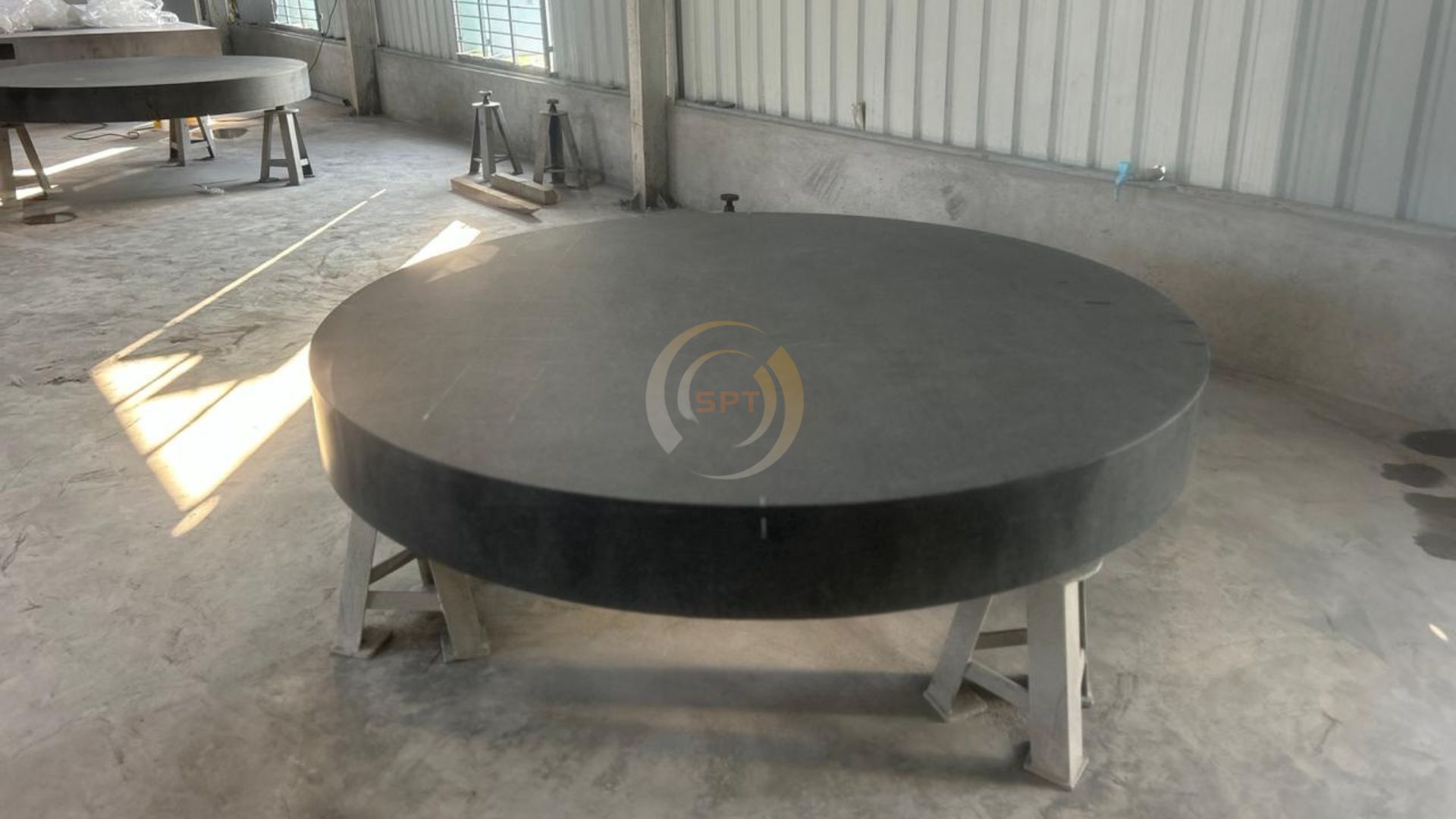 Granite Surface Plates Supplier - SPT Metrology precision manufacturing